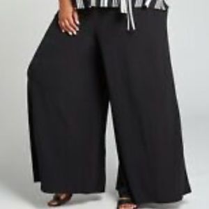 Lane Bryant Solid Black Wide Leg Palazzo Pants 26/28